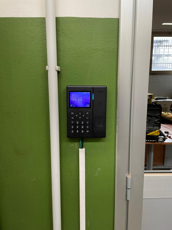 Time and Attendance System, , C2CPro Rfid Wifi PoE Linux